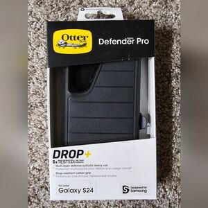 OtterBox Defender Pro Black Rugged Case for Galaxy S24